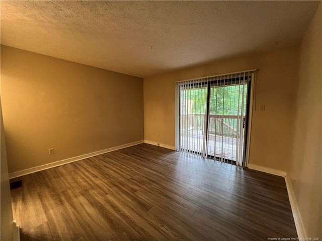 512 Toxaway Court, Fayetteville, NC 28314