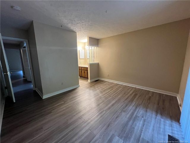 512 Toxaway Court, Fayetteville, NC 28314