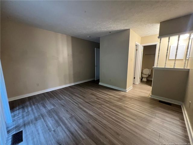 512 Toxaway Court, Fayetteville, NC 28314