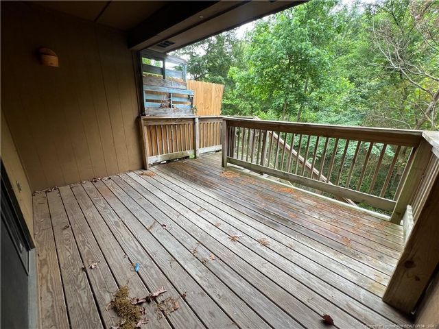 512 Toxaway Court, Fayetteville, NC 28314