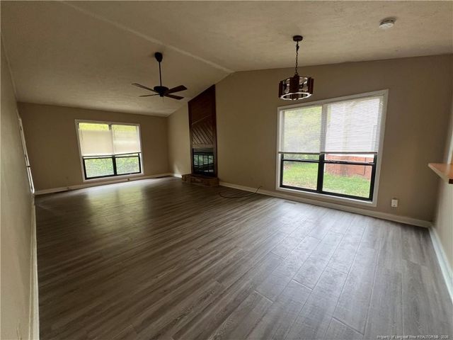512 Toxaway Court, Fayetteville, NC 28314