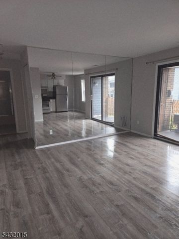 700 Schuyler Ave D-13, Kearny Town, NJ 07032