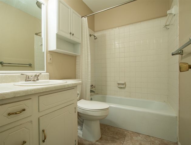 1216 Bryant Street, Benbrook, TX 76126