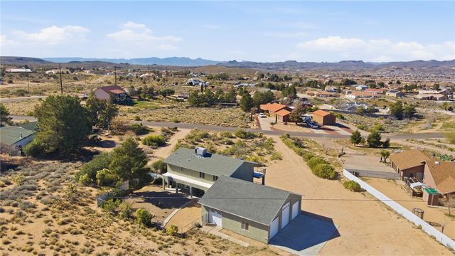 2020 Pawnee Drive, Kingman, AZ 86401