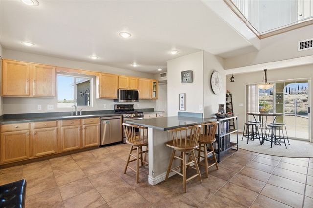 2020 Pawnee Drive, Kingman, AZ 86401