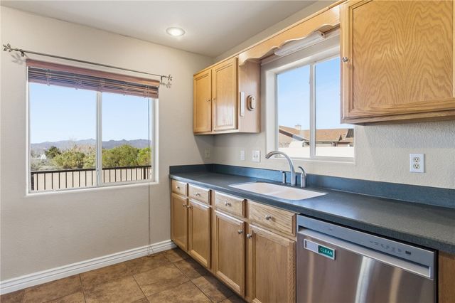 2020 Pawnee Drive, Kingman, AZ 86401