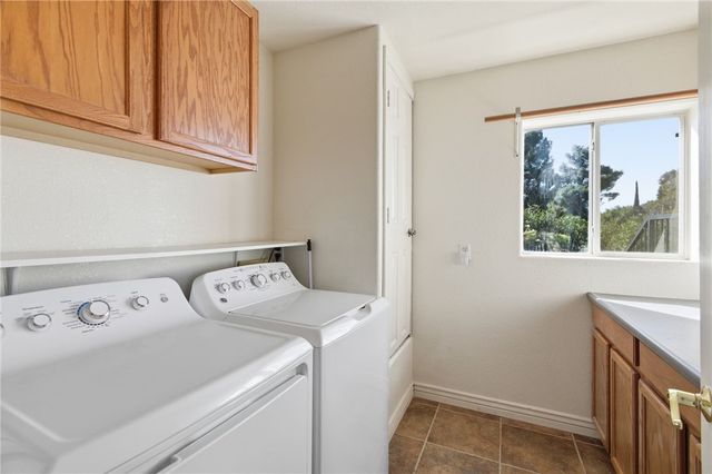 2020 Pawnee Drive, Kingman, AZ 86401