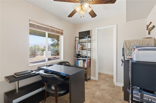 2020 Pawnee Drive, Kingman, AZ 86401