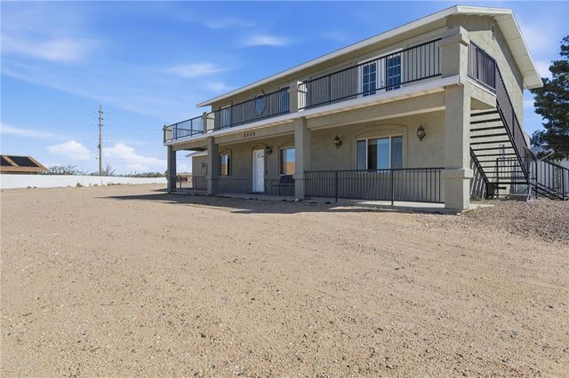 2020 Pawnee Drive, Kingman, AZ 86401