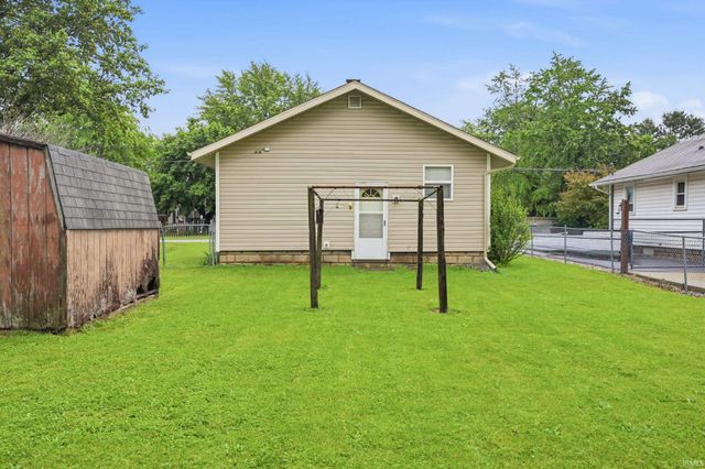 1405 S May Avenue, Muncie, IN 47302