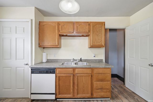1405 S May Avenue, Muncie, IN 47302