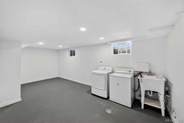 832 S Beech Street, Lakewood, CO 80228