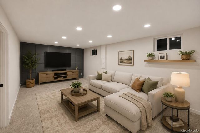 832 S Beech Street, Lakewood, CO 80228