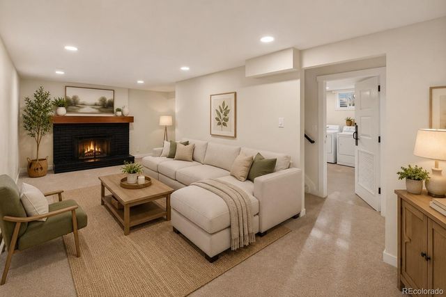 832 S Beech Street, Lakewood, CO 80228
