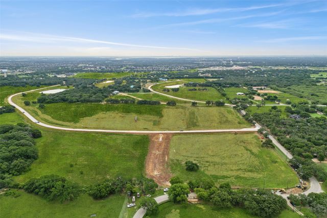 625 Wiesen Way, Bartonville, TX 76226