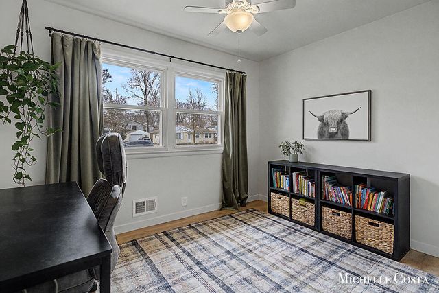 1345 Oriole Court Sw, City Of Wyoming, MI 49509