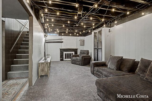 1345 Oriole Court Sw, City Of Wyoming, MI 49509