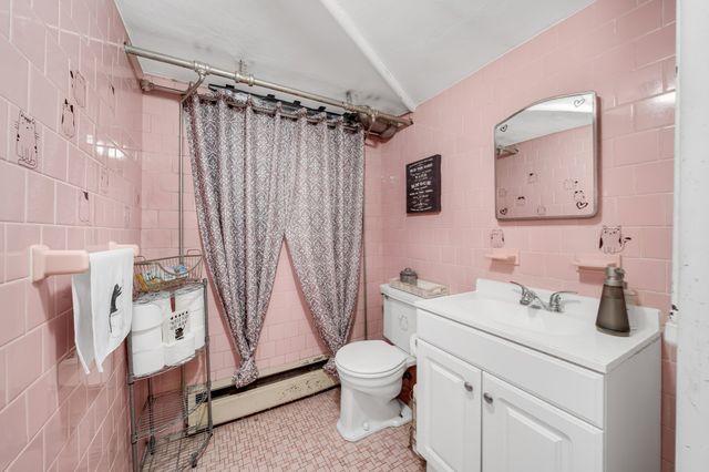 45 Sigourney St, Revere, MA 02151