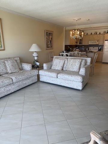 5601 Collins Ave 1723, Miami Beach, FL 33140