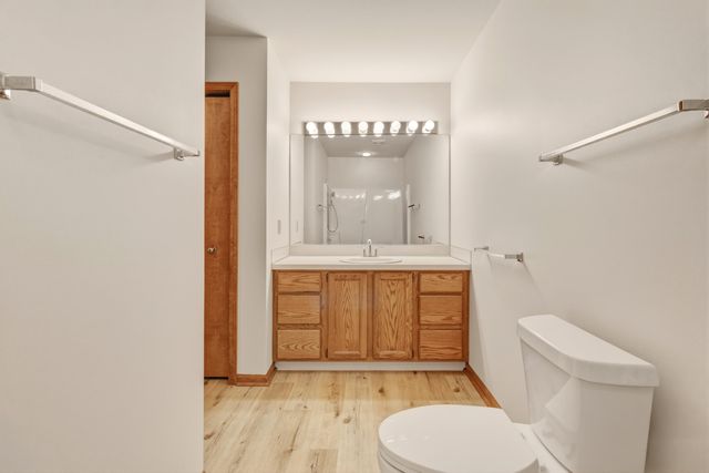 643 Crestview Street 27, Holland, MI 49423