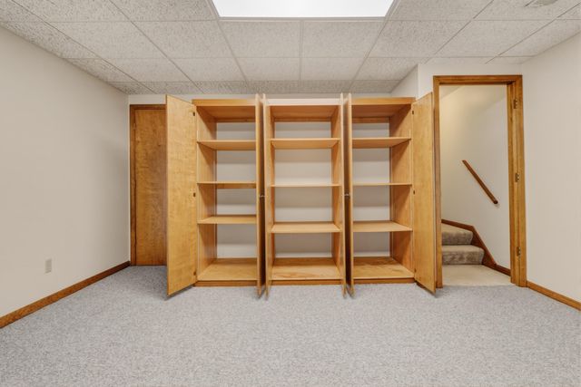643 Crestview Street 27, Holland, MI 49423