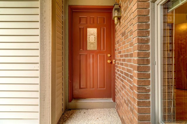 643 Crestview Street 27, Holland, MI 49423