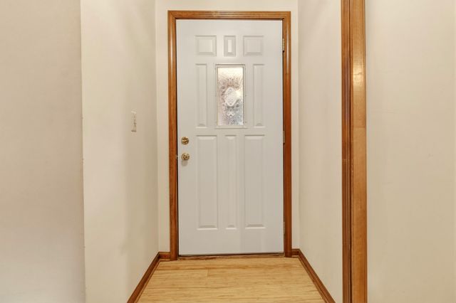 643 Crestview Street 27, Holland, MI 49423
