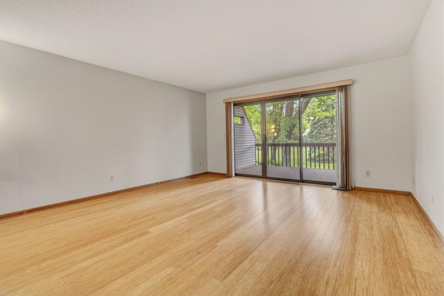 643 Crestview Street 27, Holland, MI 49423