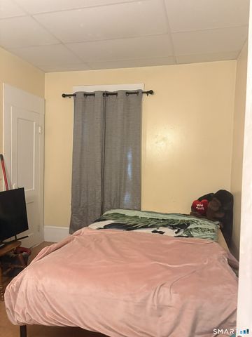 48 Matthews Street, Waterbury, CT 06704