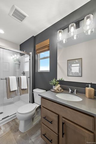 58254 Pembrooke Avenue, New Haven Village, MI 48048