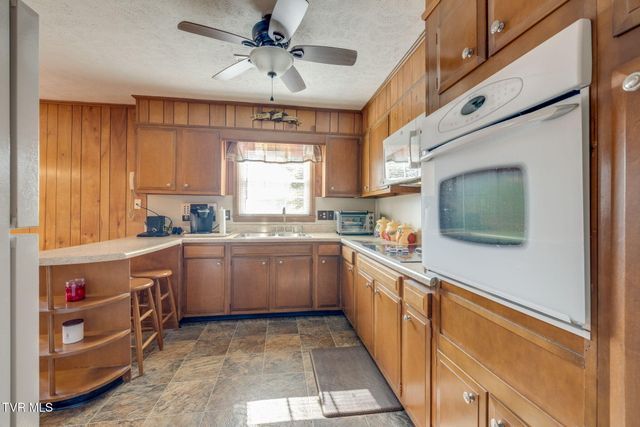 519 Lazy Lane, Kingsport, TN 37663