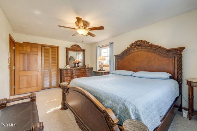519 Lazy Lane, Kingsport, TN 37663