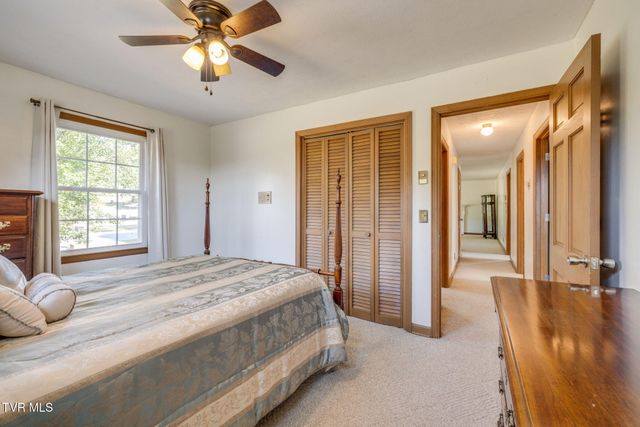 519 Lazy Lane, Kingsport, TN 37663