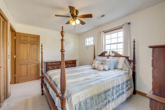 519 Lazy Lane, Kingsport, TN 37663