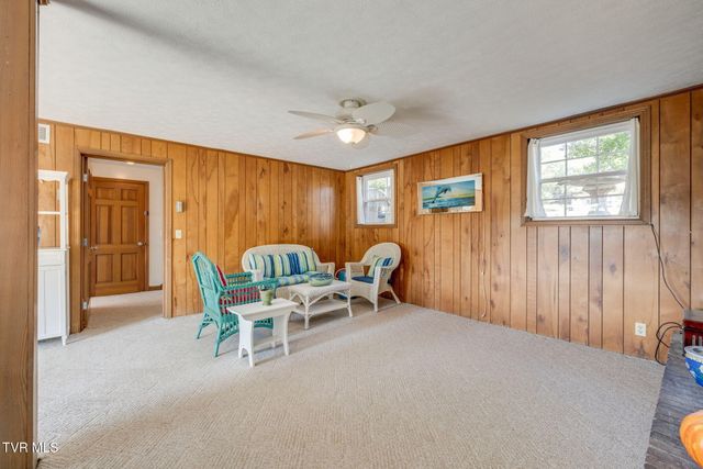 519 Lazy Lane, Kingsport, TN 37663