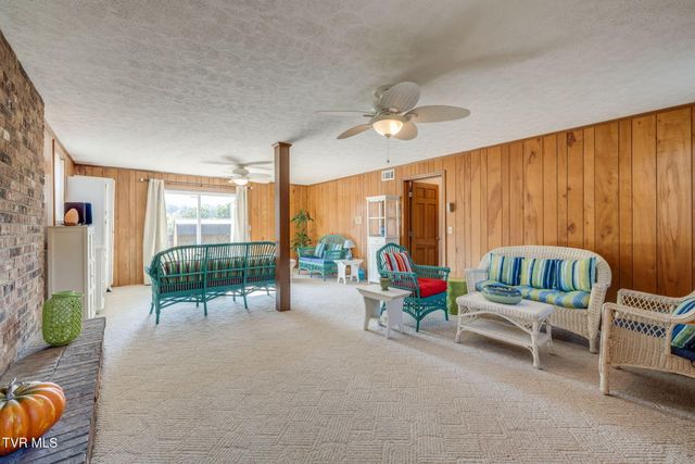 519 Lazy Lane, Kingsport, TN 37663
