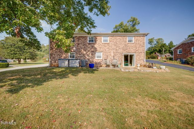 519 Lazy Lane, Kingsport, TN 37663
