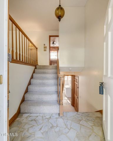 519 Lazy Lane, Kingsport, TN 37663