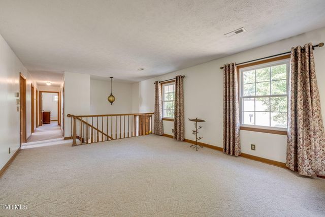 519 Lazy Lane, Kingsport, TN 37663