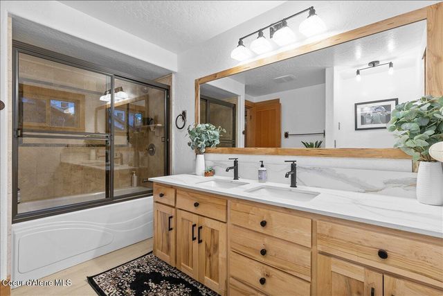 6246 W Ebbtide DR, Coeur D'alene, ID 83814