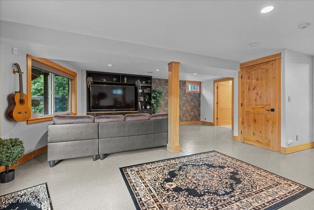 6246 W Ebbtide DR, Coeur D'alene, ID 83814