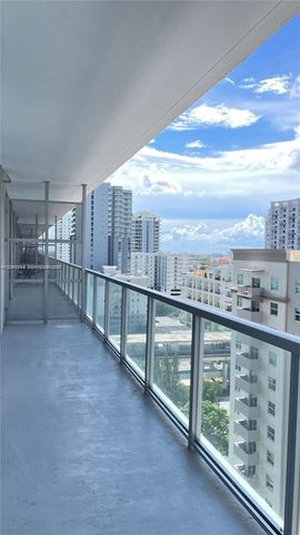 1111 SW 1st Avenue 1720N, Miami, FL 33130