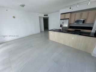 1111 SW 1st Avenue 1720N, Miami, FL 33130