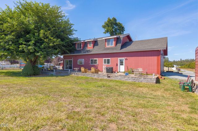 4867 Lower River Road, Grants Pass, OR 97526