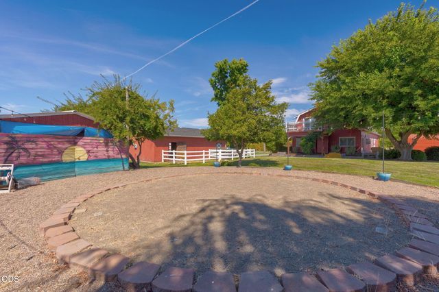 4867 Lower River Road, Grants Pass, OR 97526