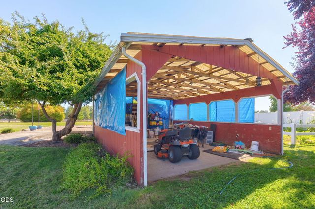 4867 Lower River Road, Grants Pass, OR 97526