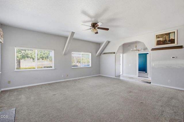 4867 Lower River Road, Grants Pass, OR 97526