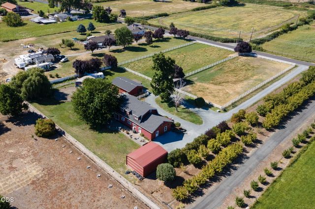 4867 Lower River Road, Grants Pass, OR 97526