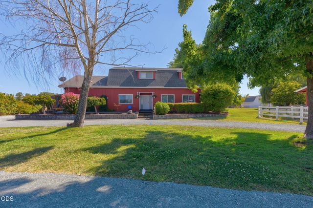 4867 Lower River Road, Grants Pass, OR 97526