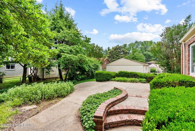 3202 Pomeroy Dr, Louisville, KY 40220